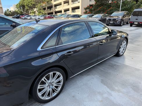 Used 2011 Audi A8 L 4.2 image 5