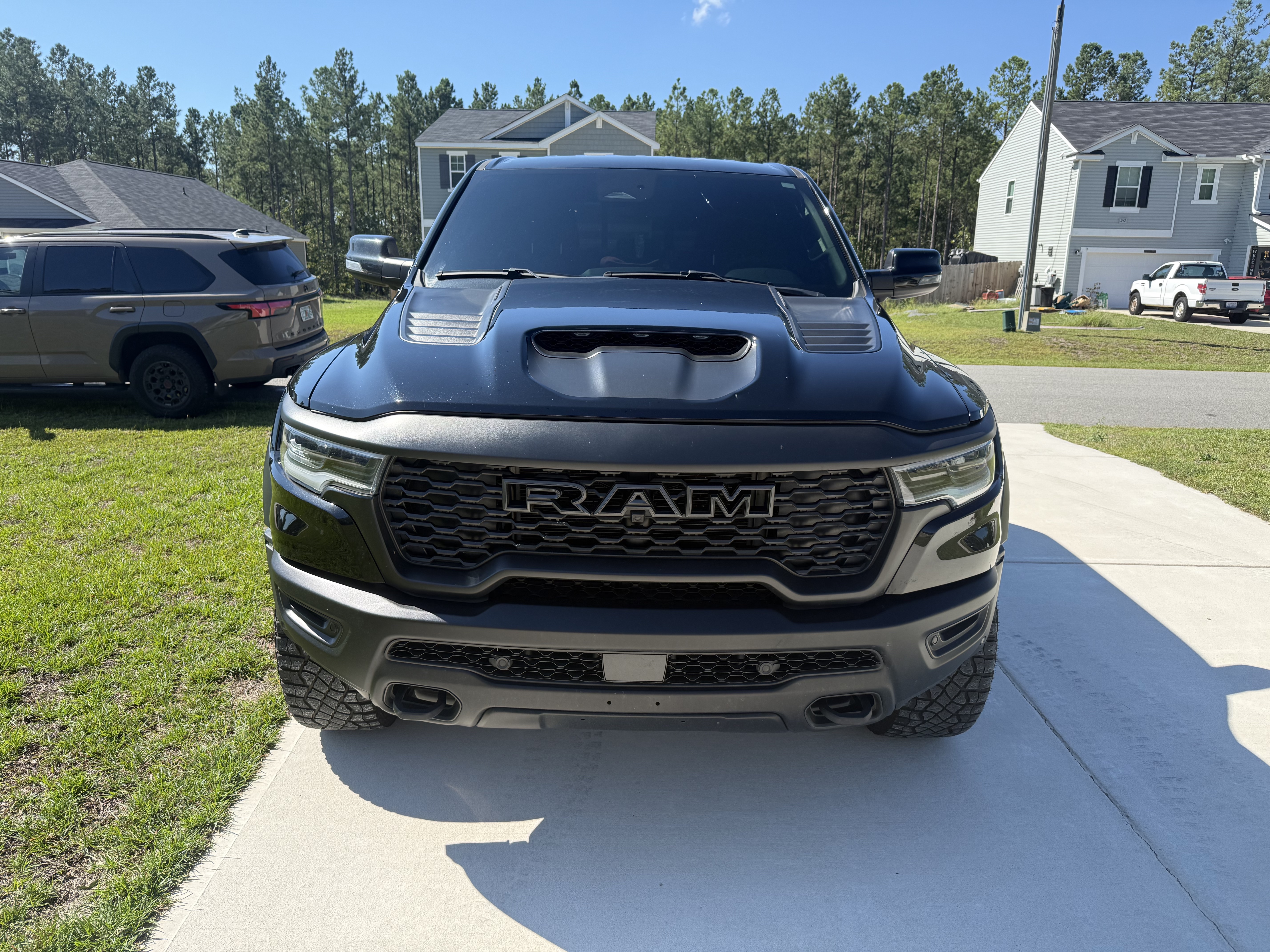 Used 2025 RAM 1500 RHO AWD/4WD image 1