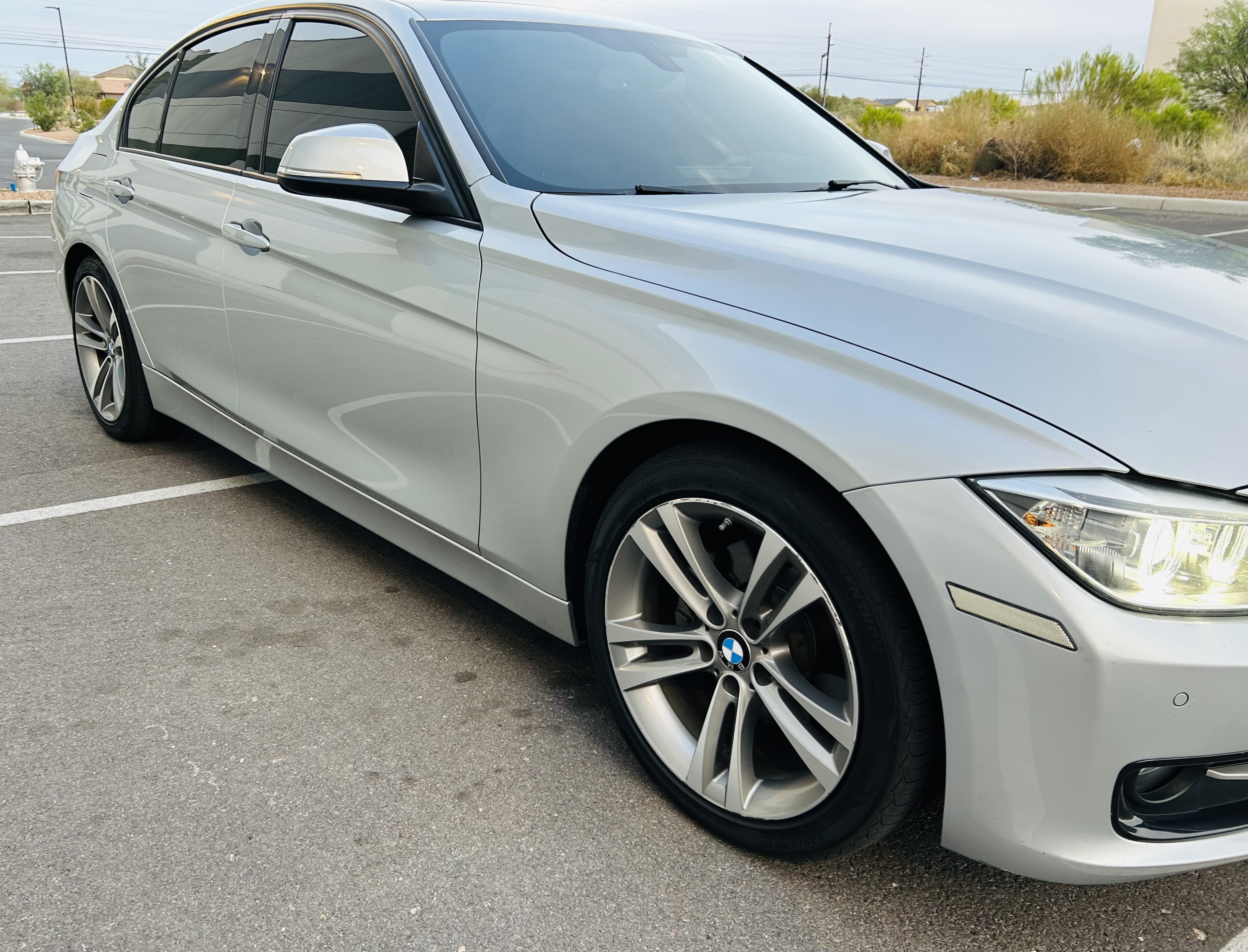 Used 2015 BMW 328i Sedan RWD image 2