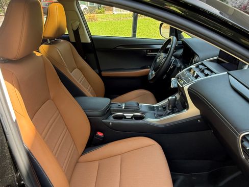 Used 2019 Lexus NX 300h AWD w/ Premium Package image 10