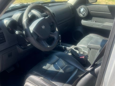 Used 2011 Dodge Nitro Heat image 6