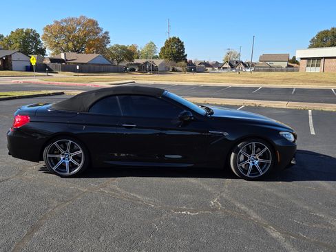 Used 2014 BMW M6 Convertible image 2