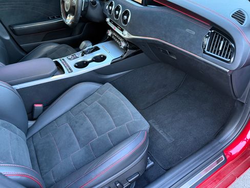 Used 2023 Kia Stinger GT2 image 9