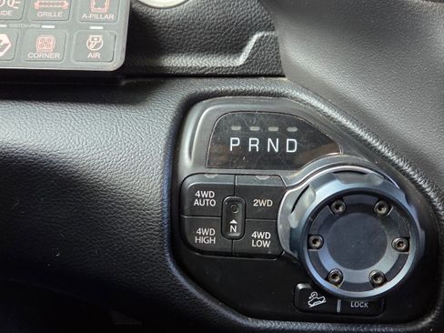 Used 2020 RAM 1500 Laramie w/ Sport Appearance Package image 23