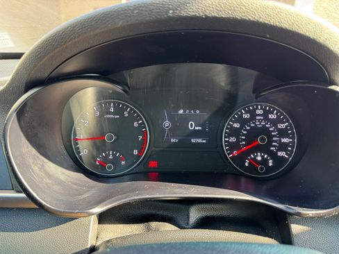 Used 2018 Kia Optima S w/ Pano Sport Package FWD image 12
