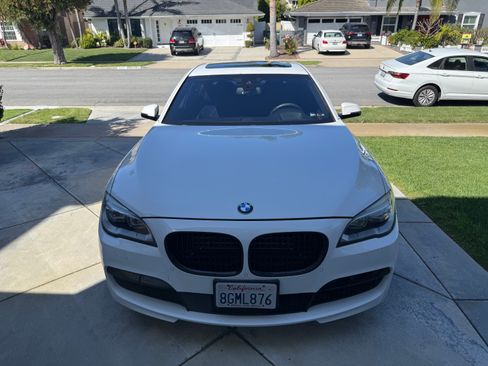 Used 2015 BMW 760Li RWD image 2