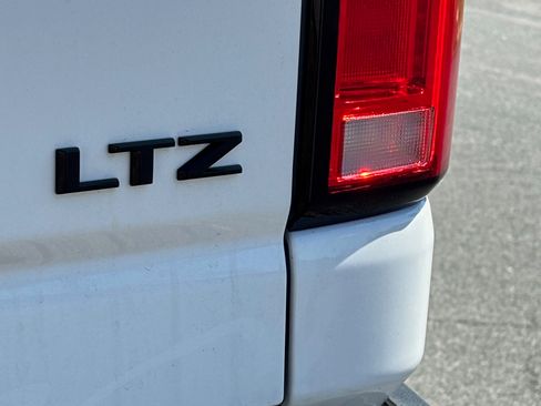 Used 2024 Chevrolet Silverado 2500 LTZ w/ LTZ Plus Package image 9