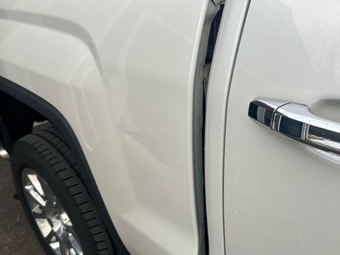 Used 2018 GMC Sierra 1500 Denali image 5