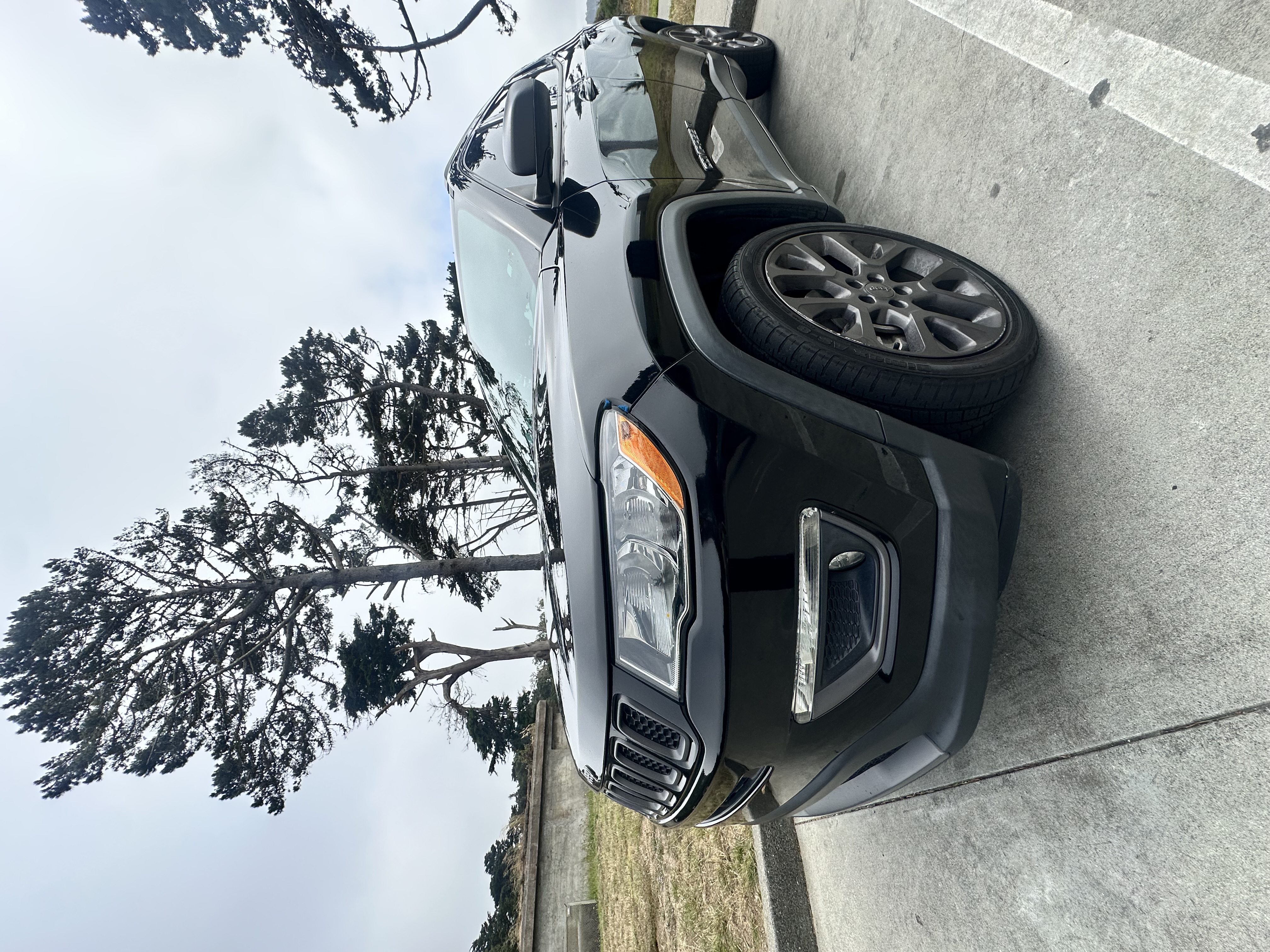 Used 2021 Jeep Compass Latitude FWD image 6