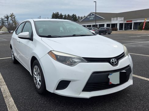 Used 2014 Toyota Corolla L image 2