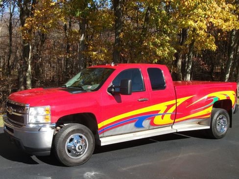 Used 2012 Chevrolet Silverado 3500 LT RWD image 1