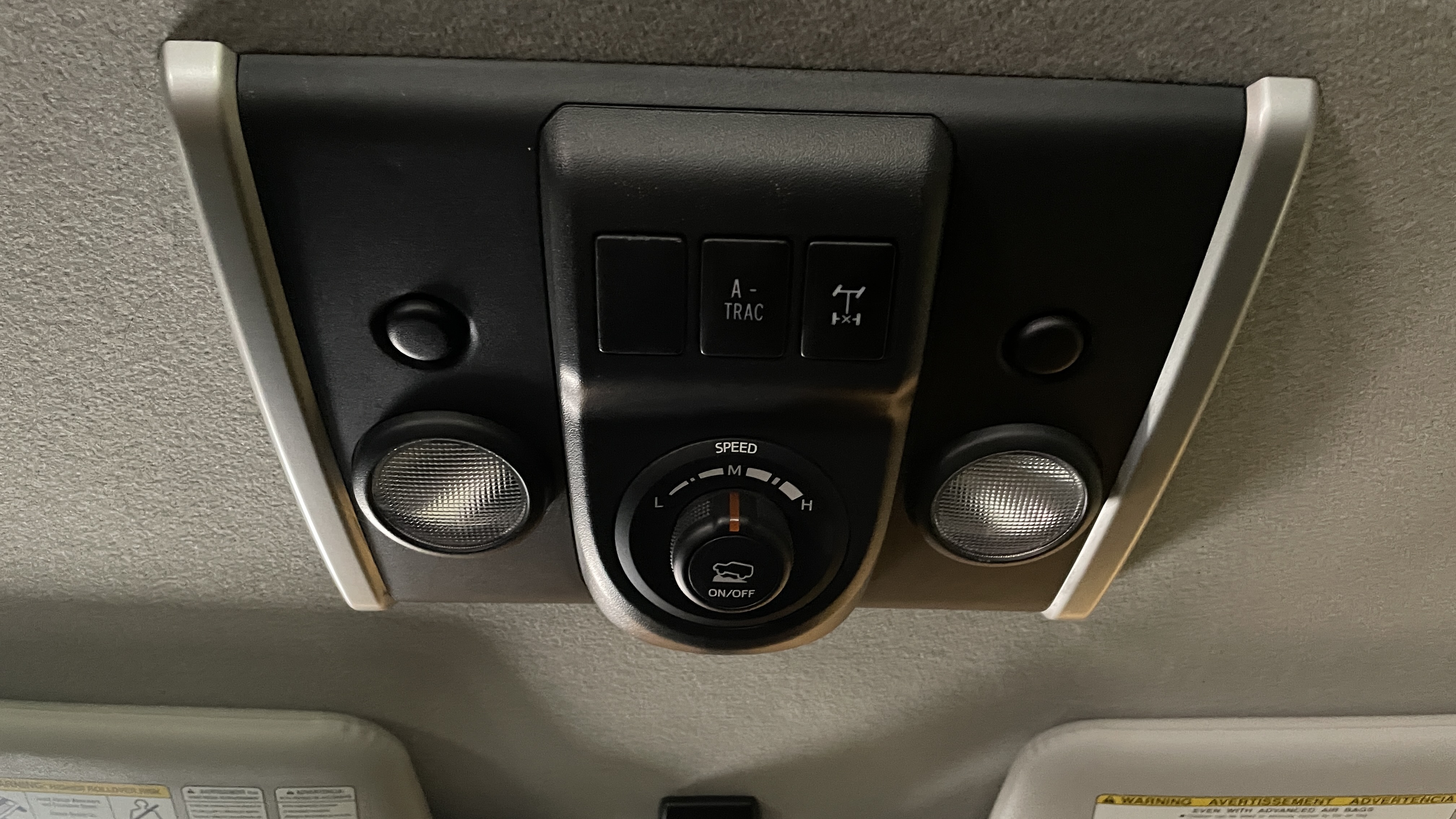 Used 2014 Toyota FJ Cruiser 4WD w/ Convenience Package image 21