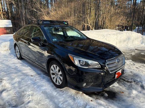 Used 2015 Subaru Legacy 2.5i Premium image 4