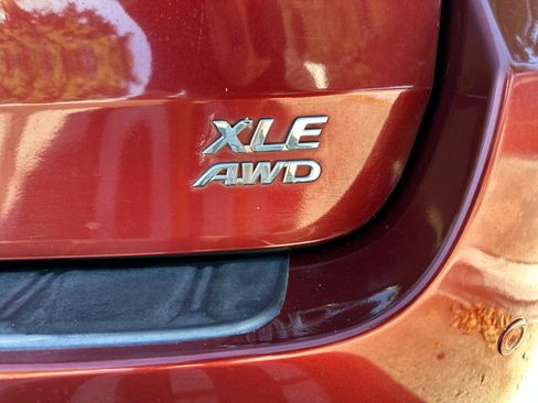 Used 2015 Toyota Sienna XLE w/ XLE Navigation Package AWD/4WD image 13