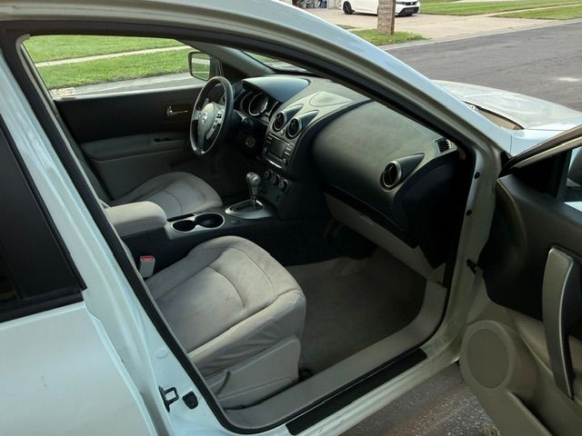 Used 2012 Nissan Rogue S w/ Special Edition Pkg FWD image 4