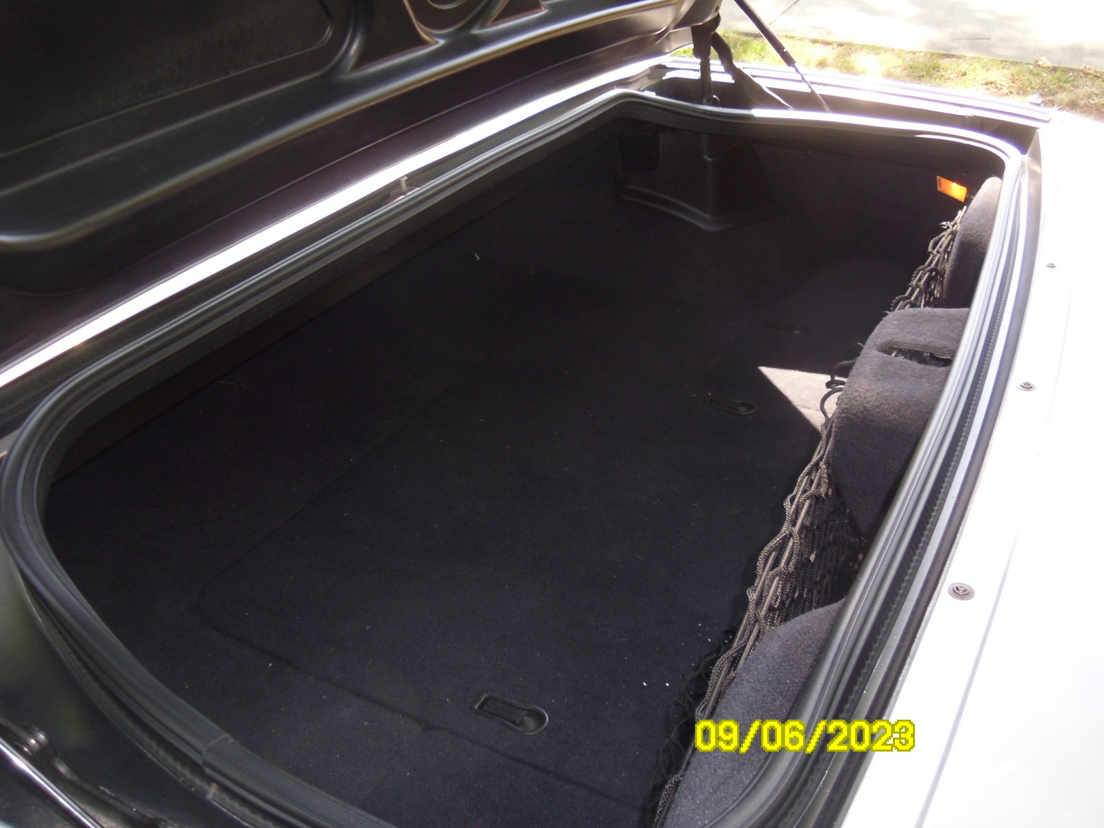 Used 2002 Chevrolet Corvette Convertible w/ Preferred Equipment Group2 RWD image 16