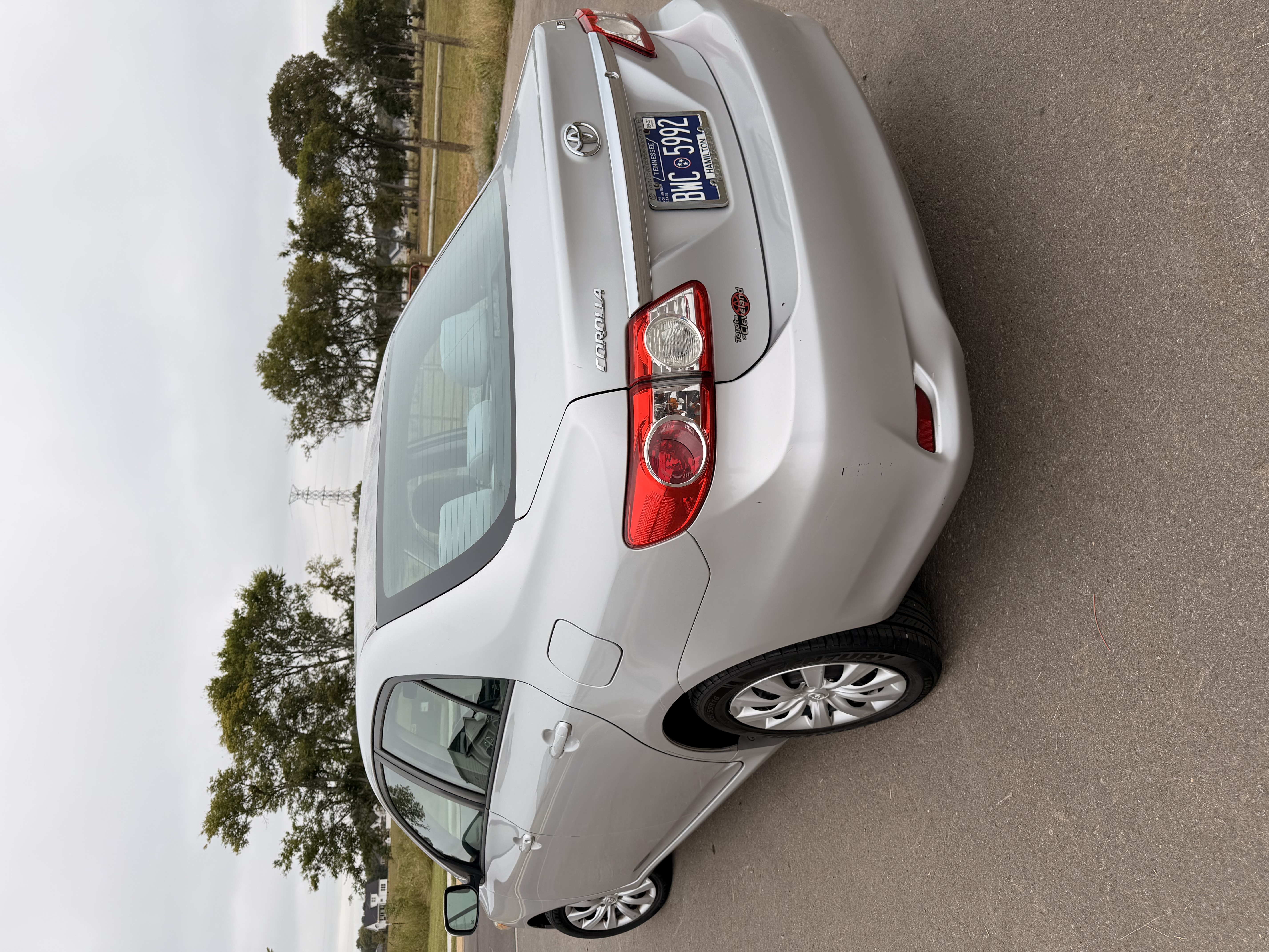 Used 2012 Toyota Corolla LE FWD image 5