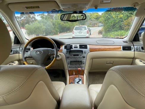 Used 2005 Lexus ES 330 FWD image 6