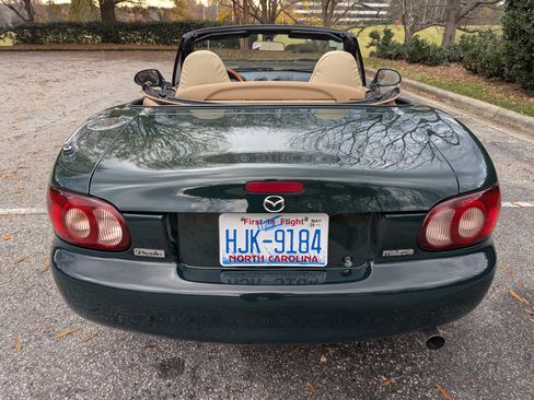 Used 2001 MAZDA MX-5 Miata SE image 5