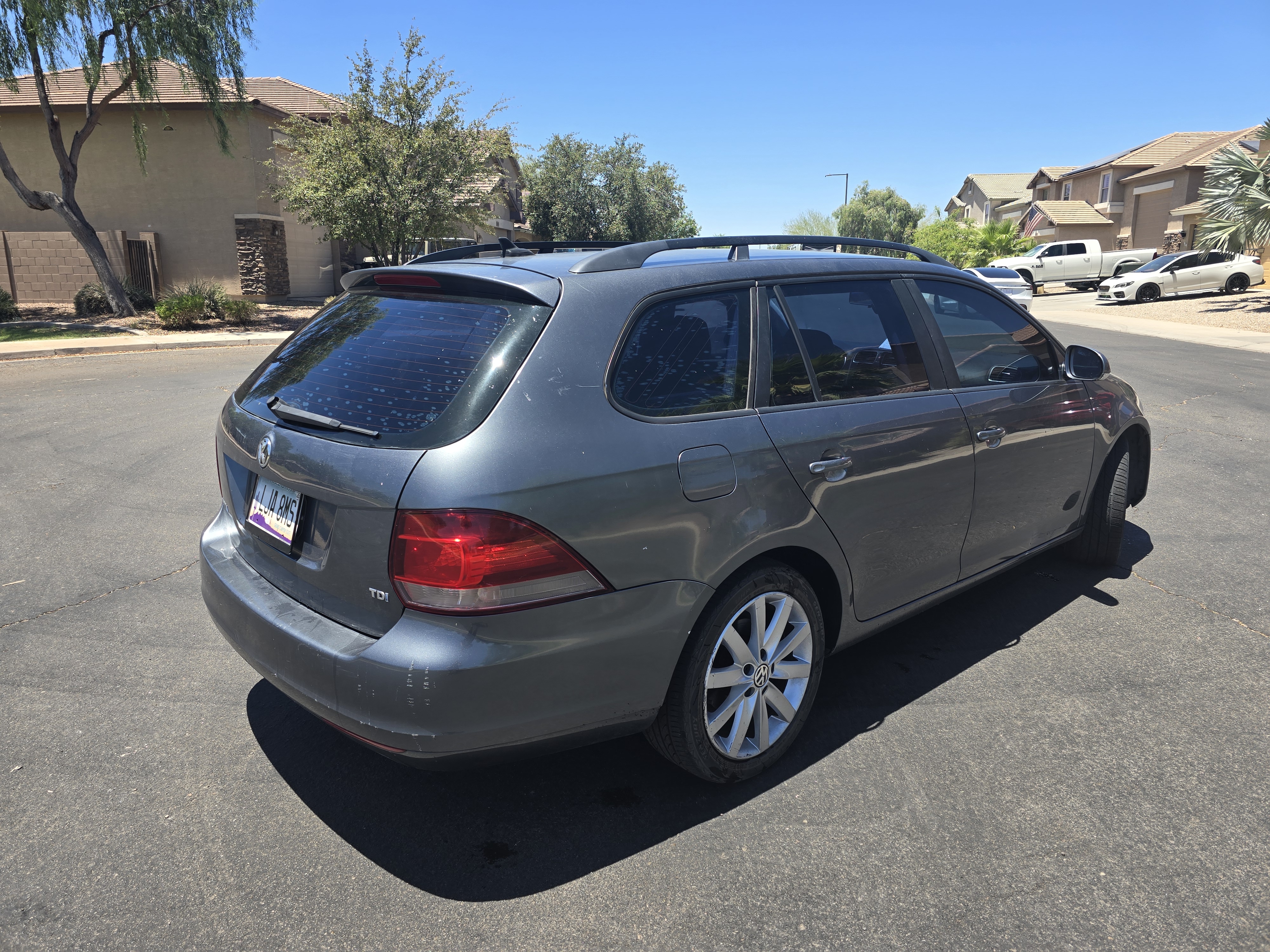 Used 2010 Volkswagen Jetta TDI FWD image 8