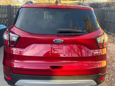 Used 2018 Ford Escape SE image 8