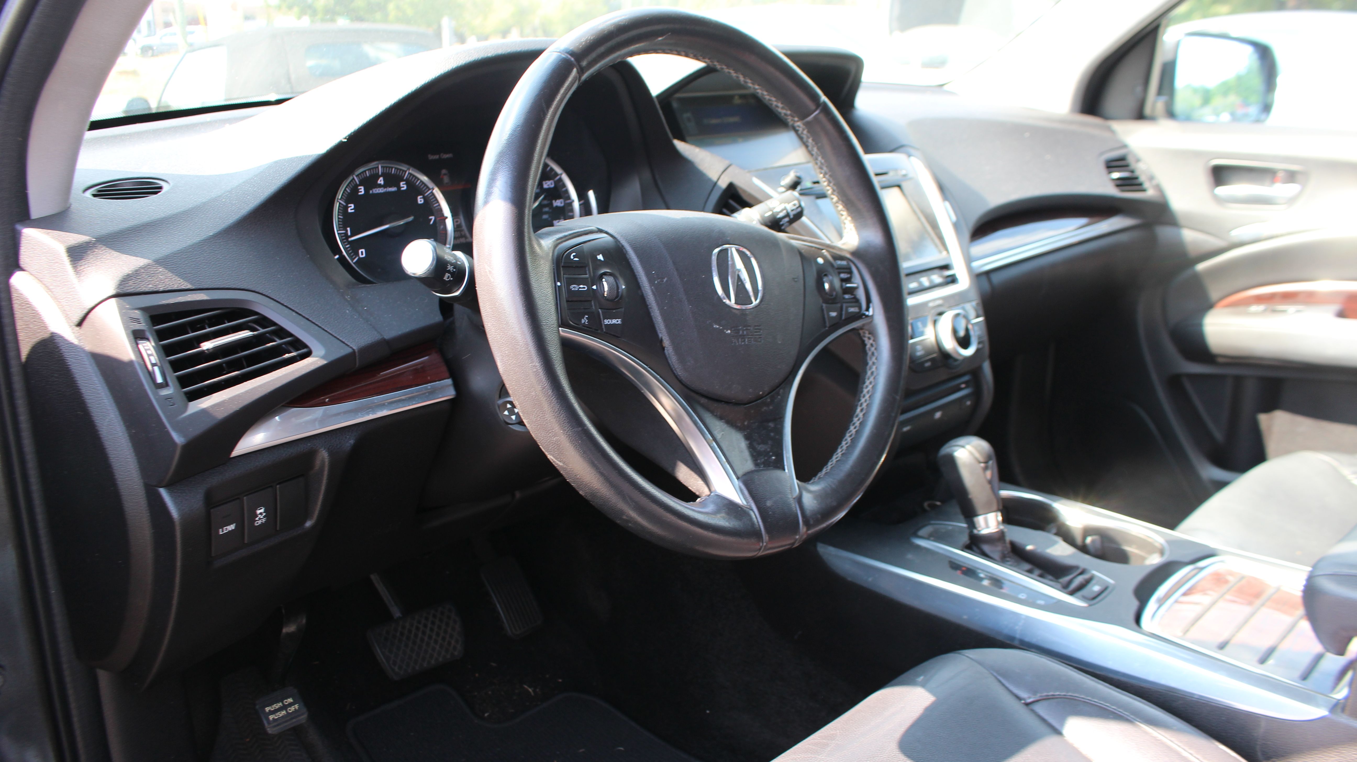 Used 2015 Acura MDX w/ Tech & Entertainment Pkg FWD image 8