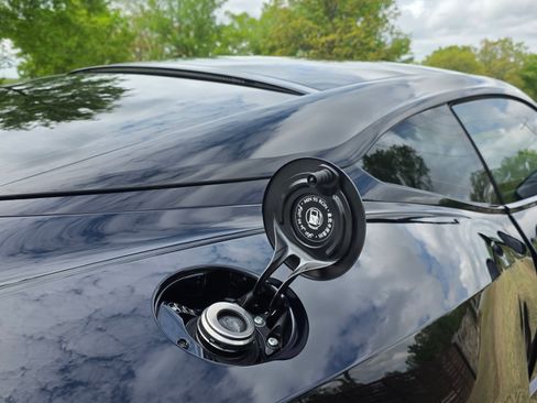 Used 2019 Aston Martin DB11 AMR image 4