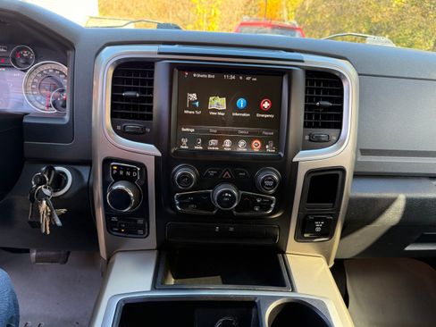 Used 2014 RAM 1500 Big Horn image 11