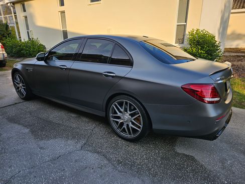 Used 2019 Mercedes-Benz E 63 AMG S image 5