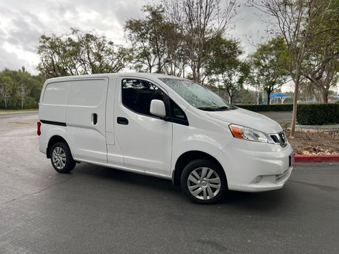 Used 2018 Nissan NV200 SV image 14