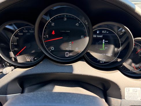 Used 2015 Porsche Cayenne Diesel AWD/4WD image 13