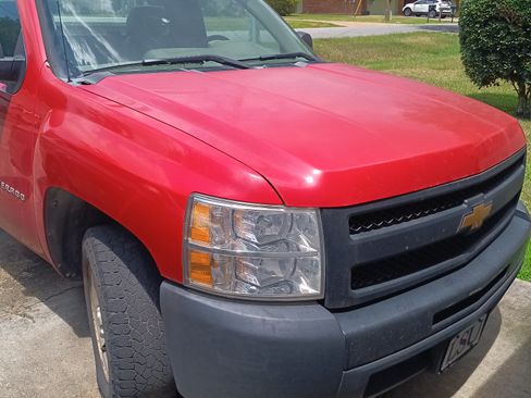 Used 2012 Chevrolet Silverado 1500 W/T RWD image 1