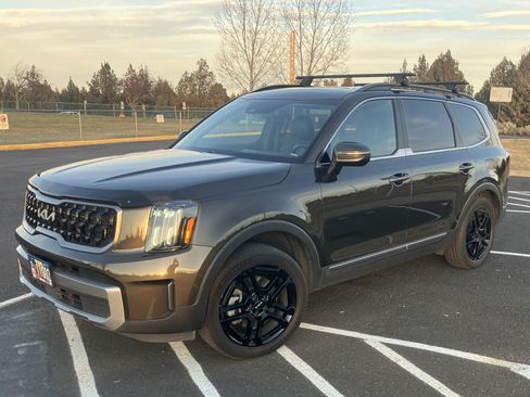 Used 2023 Kia Telluride EX X-Line image 1