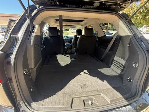 Used 2014 Buick Enclave Premium image 22