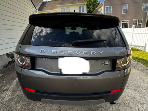 Used 2016 Land Rover Discovery Sport SE AWD/4WD image 5