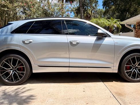 Used 2021 Audi Q8 Prestige AWD/4WD image 2
