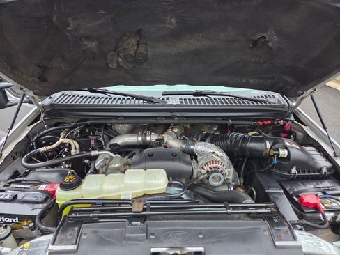 Used 2003 Ford F250 XLT image 16