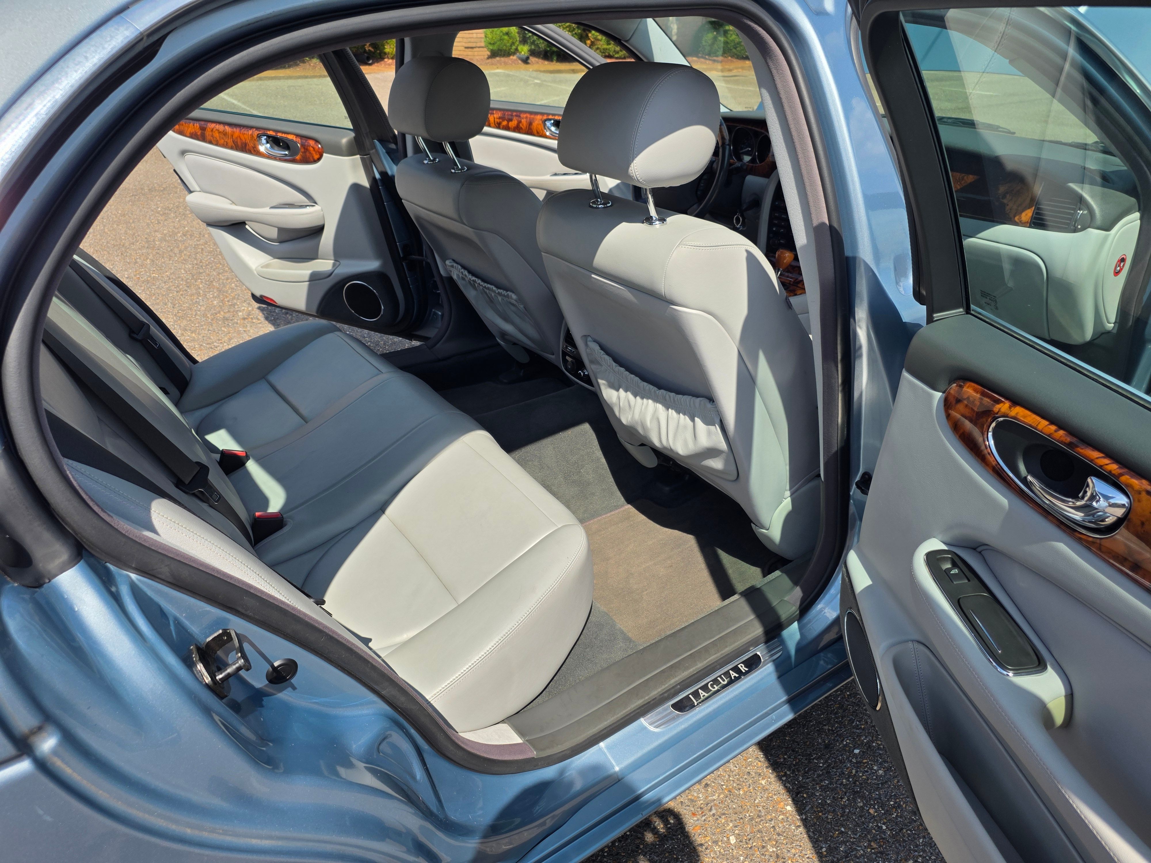Used 2005 Jaguar XJ8 RWD image 19