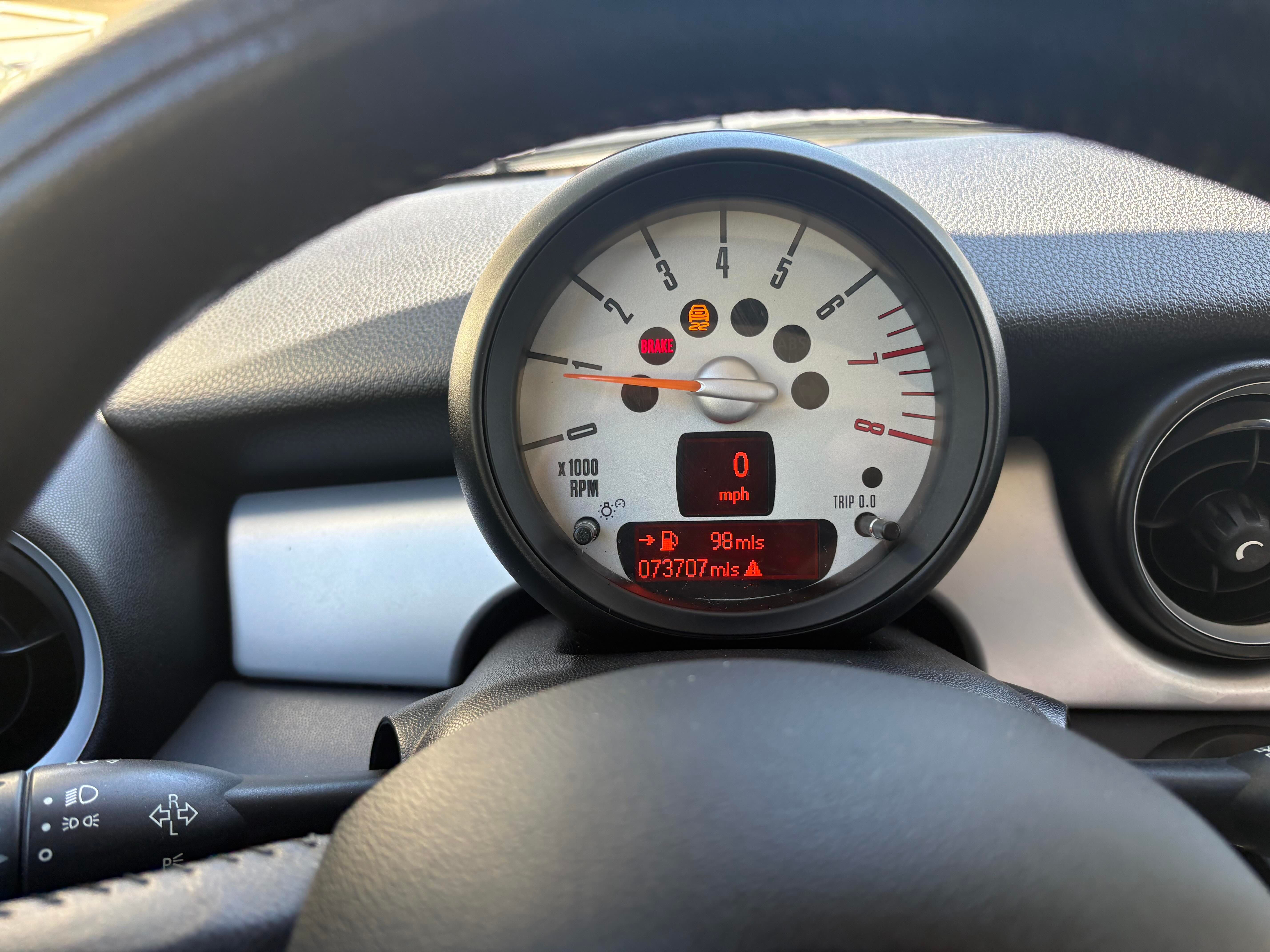 Used 2012 MINI Cooper Hardtop FWD image 6