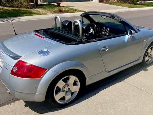 Used 2002 Audi TT 1.8T AWD/4WD image 4