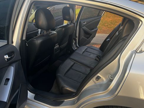 Used 2012 Nissan Altima 2.5 SL w/ 2.5SL Pkg image 19