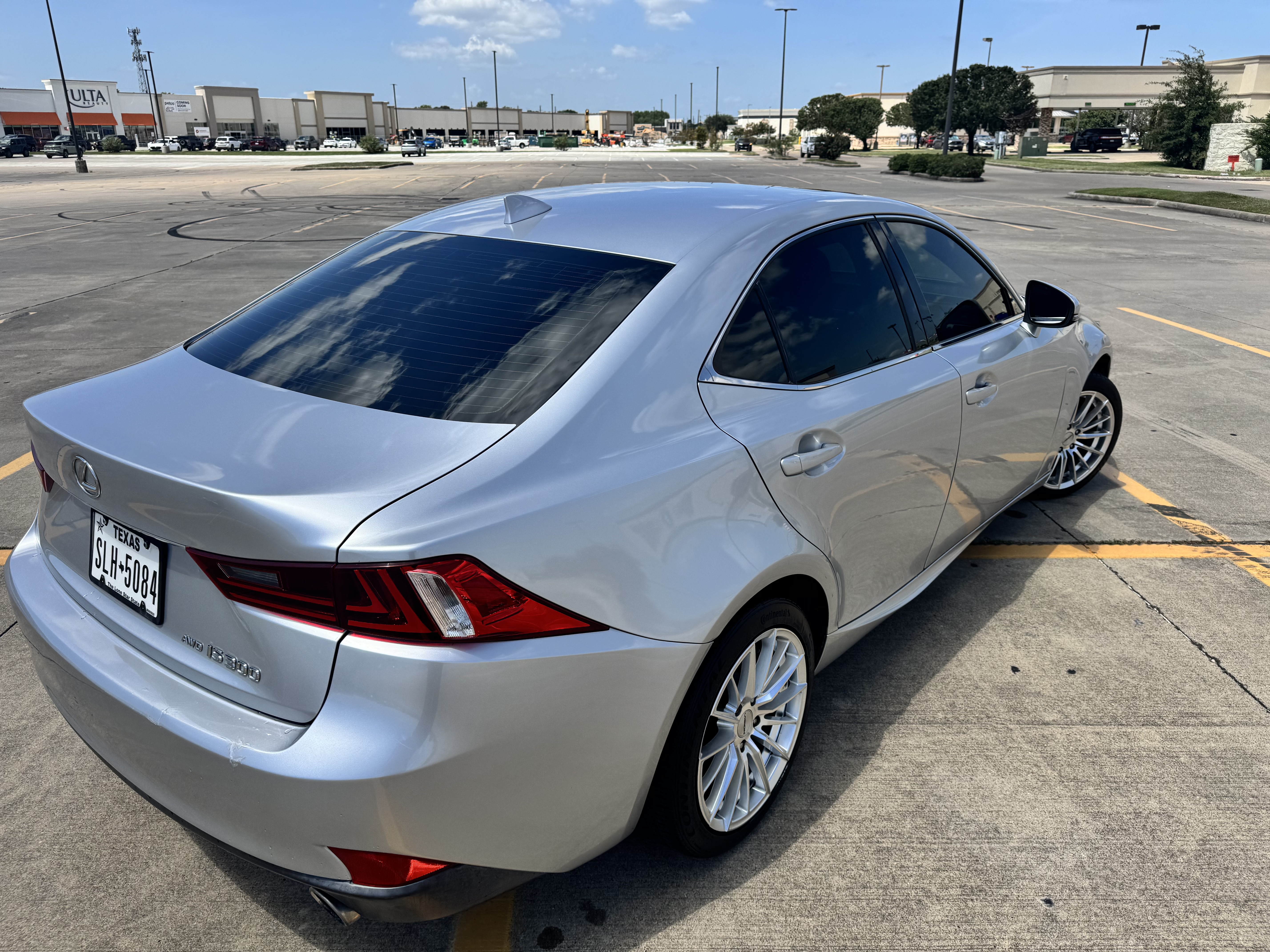 Used 2016 Lexus IS 300 AWD w/ Premium Package image 9