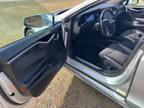 Used 2018 Tesla Model S 75D image 16