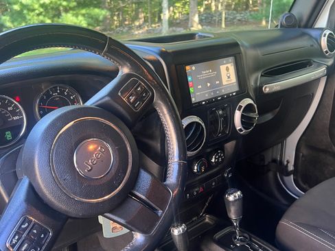 Used 2014 Jeep Wrangler Unlimited Sahara w/ Dual Top Group image 12