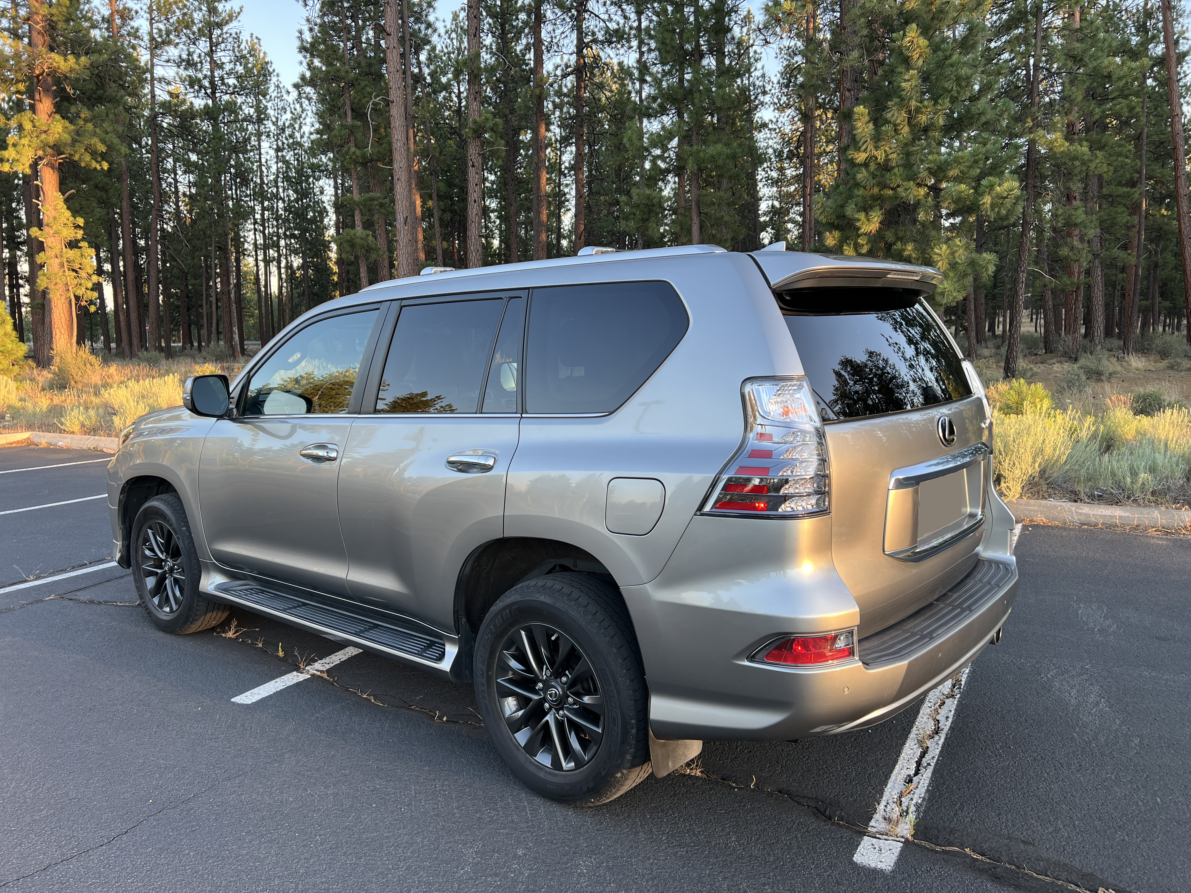 Used 2021 Lexus GX 460 Premium w/ Premium Package AWD/4WD image 6