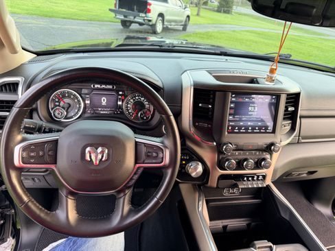 Used 2021 RAM 1500 Laramie image 23