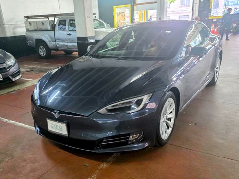Used 2017 Tesla Model S 75 image 1