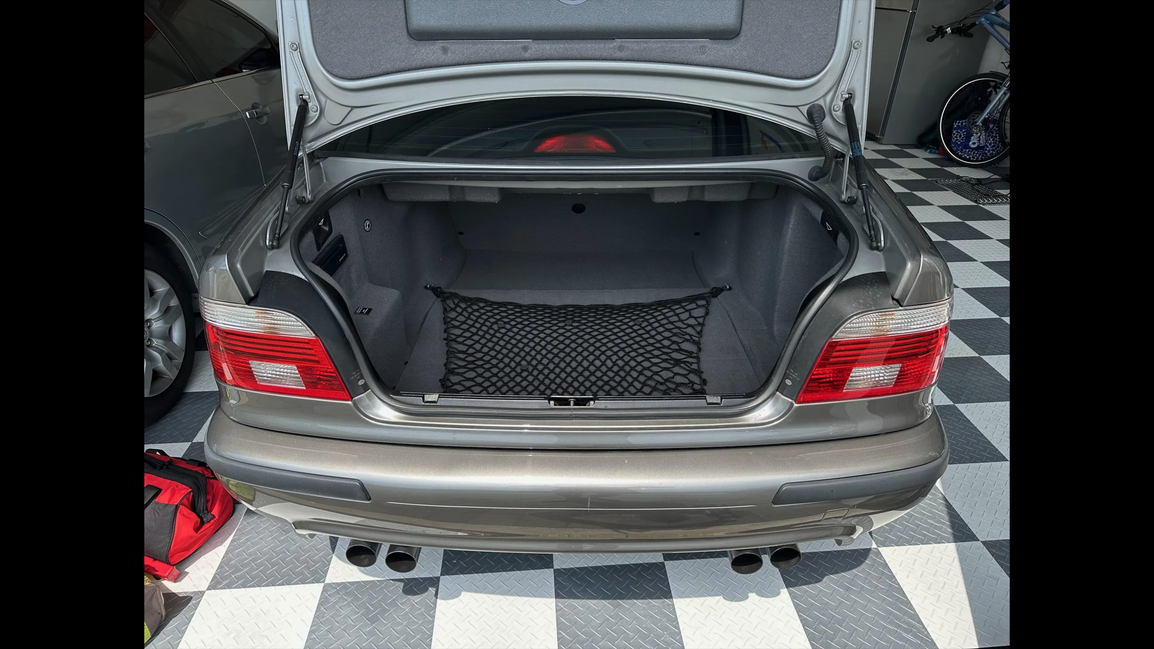 Used 2002 BMW M5 RWD image 9