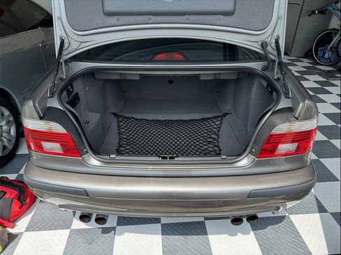 Used 2002 BMW M5 RWD image 9