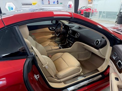 Used 2018 Mercedes-Benz SL 450 image 4